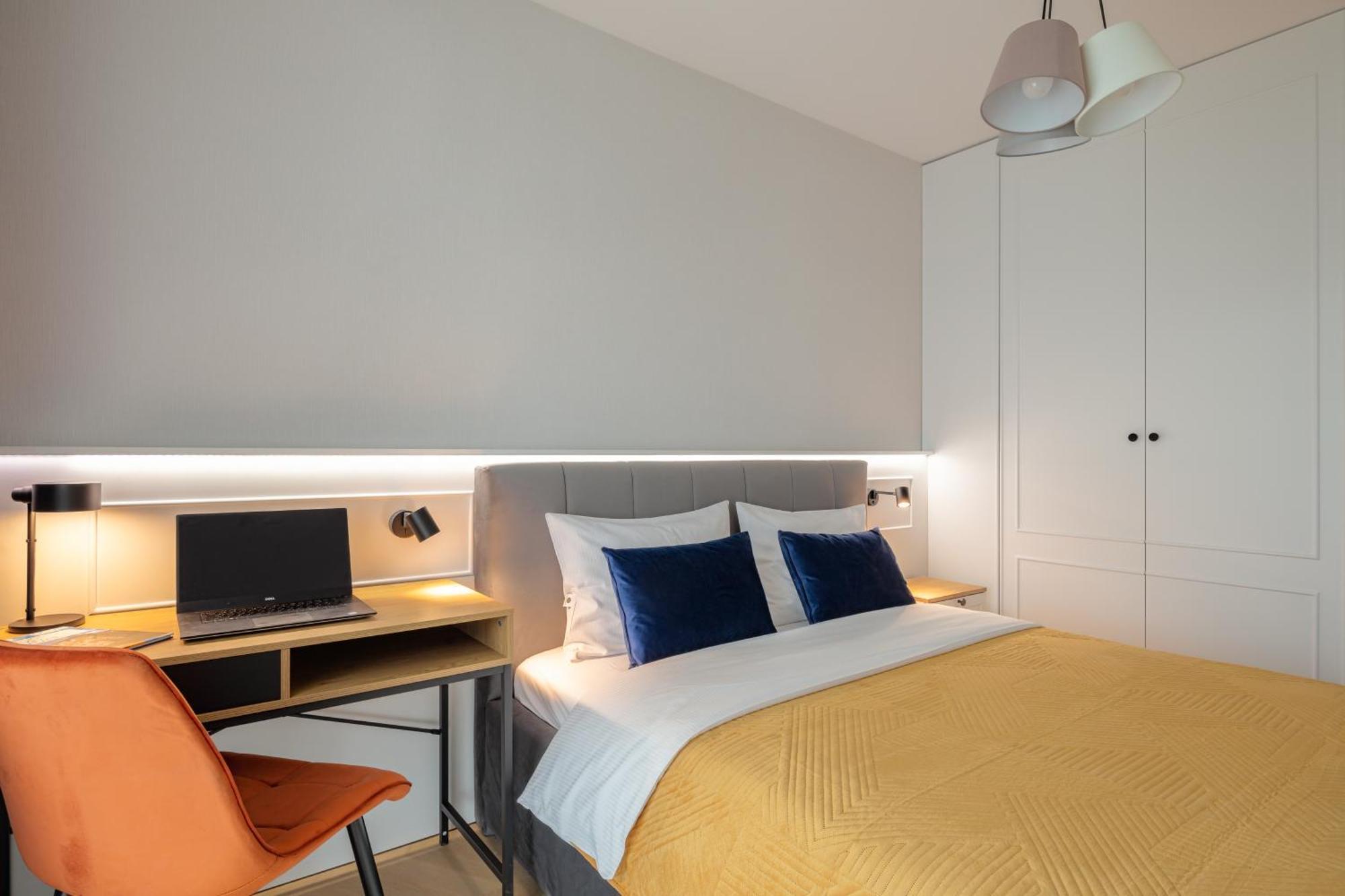 Metropolis Old Town Apartments Krakow Ngoại thất bức ảnh