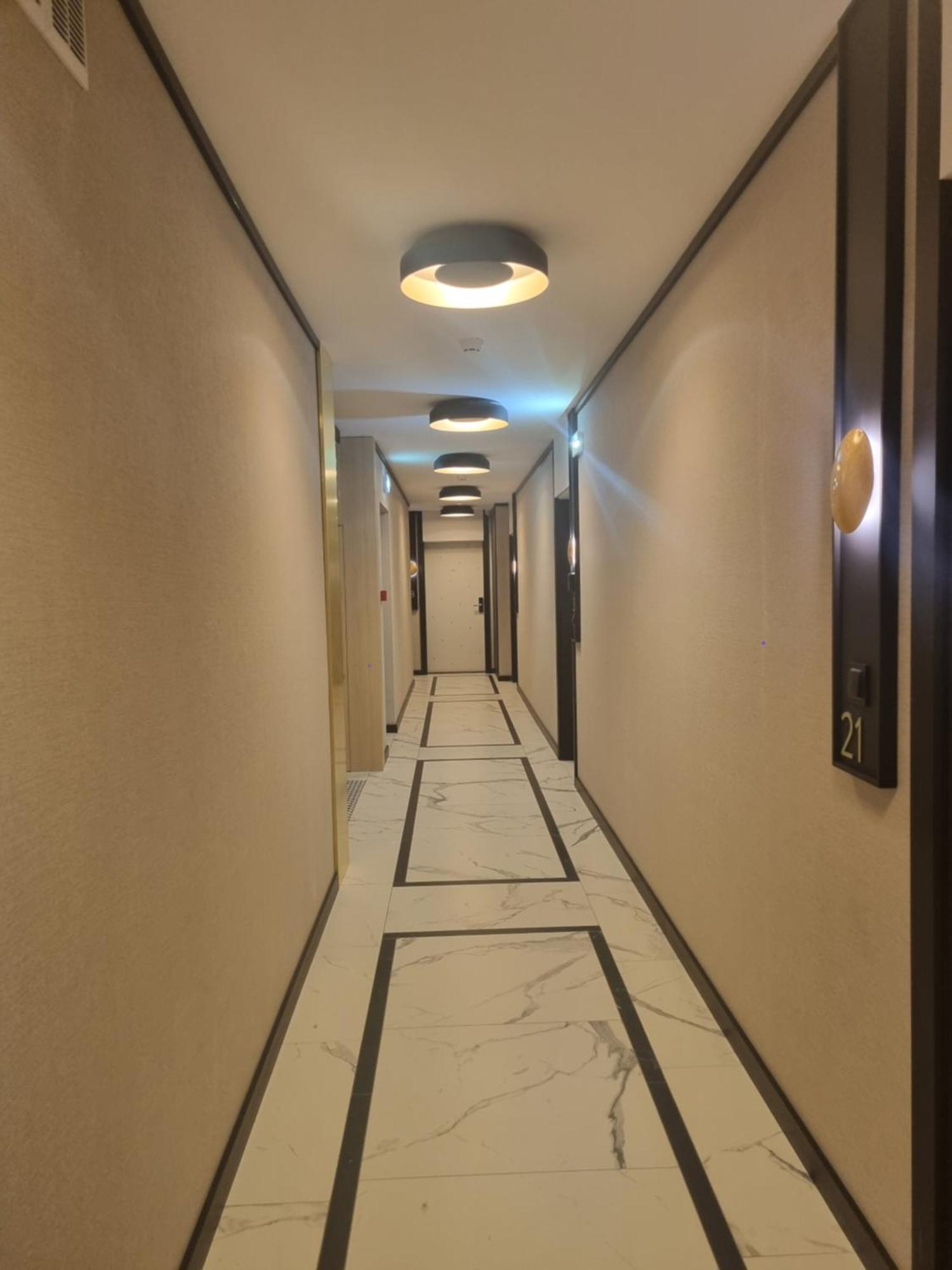 Metropolis Old Town Apartments Krakow Ngoại thất bức ảnh